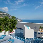 Guest house Terrazza Zaffiro 4*